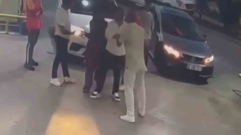 suruculerin serit kavgasi kanli bitti 1 yarali B9smgP26