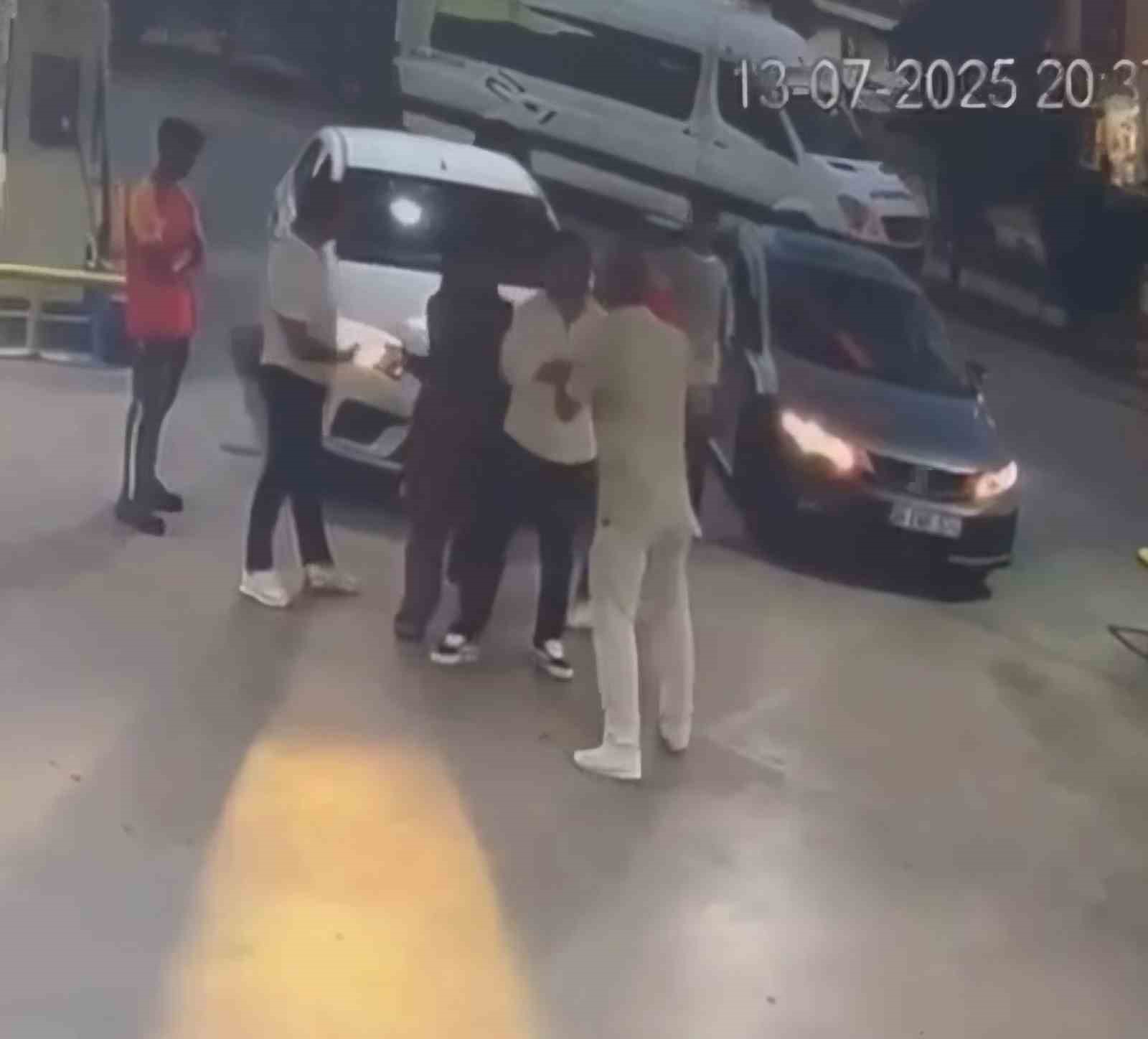 suruculerin serit kavgasi kanli bitti 1 yarali B9smgP26