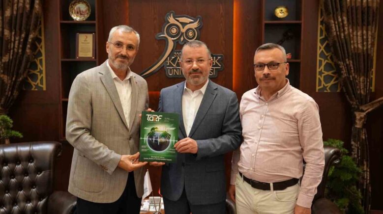 tarf dergisi ile verenel derneginden rektor kirisika ziyaret tOnTQ2q2