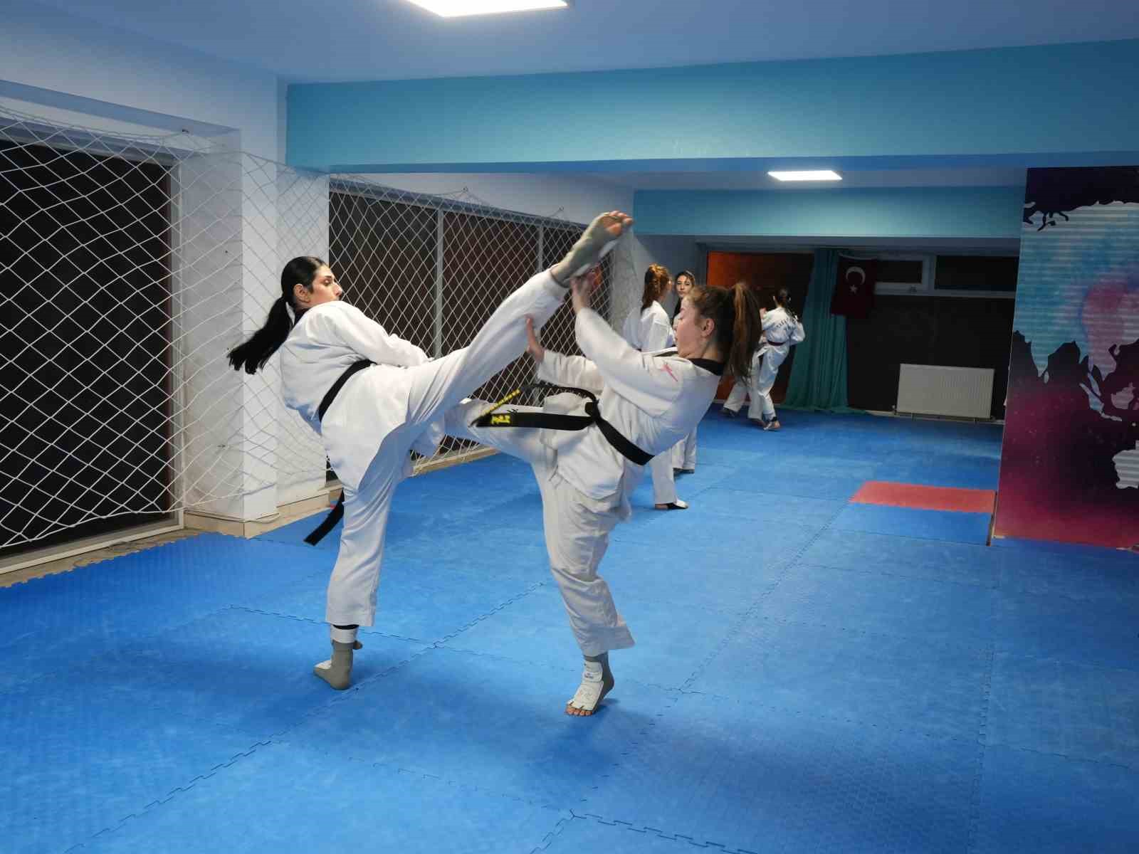 tesadufen tanistigi taekwondoda avrupa sampiyonu oldu simdi hedefi olimpiyatlar STFtMhwH