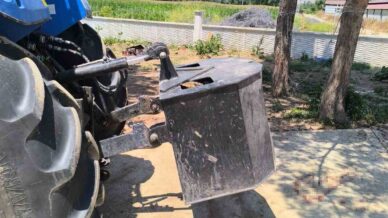 traktorden dusen 2 yasindaki cocuk hayatini kaybetti s8zXAin1