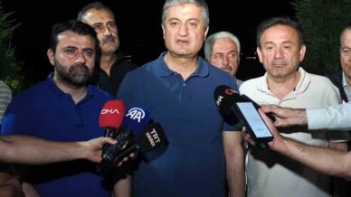 vali yavuz yanginlar nedeniyle 14 koy tahliye edildi 613 hane bosaltildi hMqqx5Rz