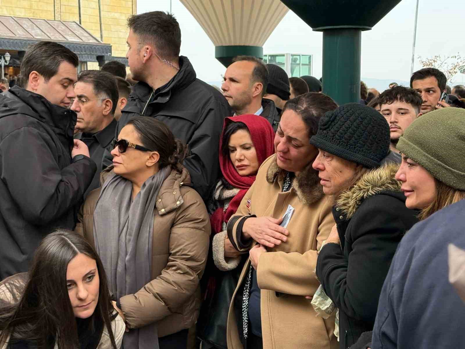 yanginda oglunu kaybeden danistay 9 daire baskani YDhkVtVd