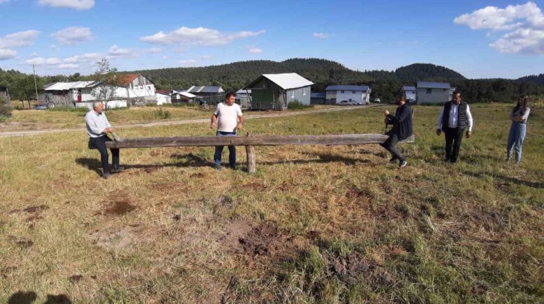 yaylada unutulmaya yuz tutmus eglence cingirdak pmUQ2eQJ