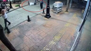 amcanin yegenini oldurdugu o anlar kameraya yansidi BXqZS5yX