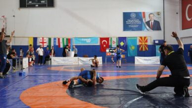 artvinde uluslararasi gures turnuvasi duzenlendi mzO2L1Pg