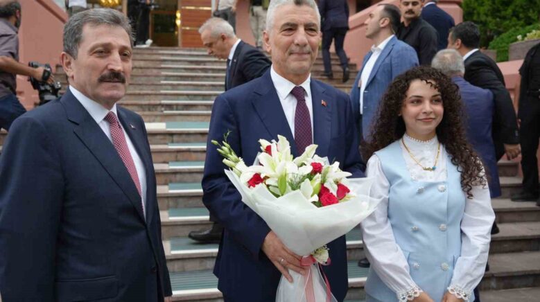 bakan bolat samsunda 3Vnzwsut