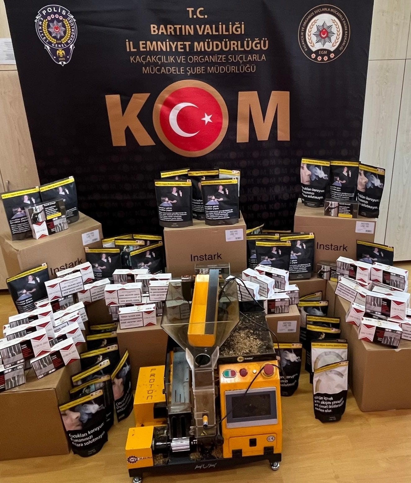 bartinda tutun ve makaron operasyonu