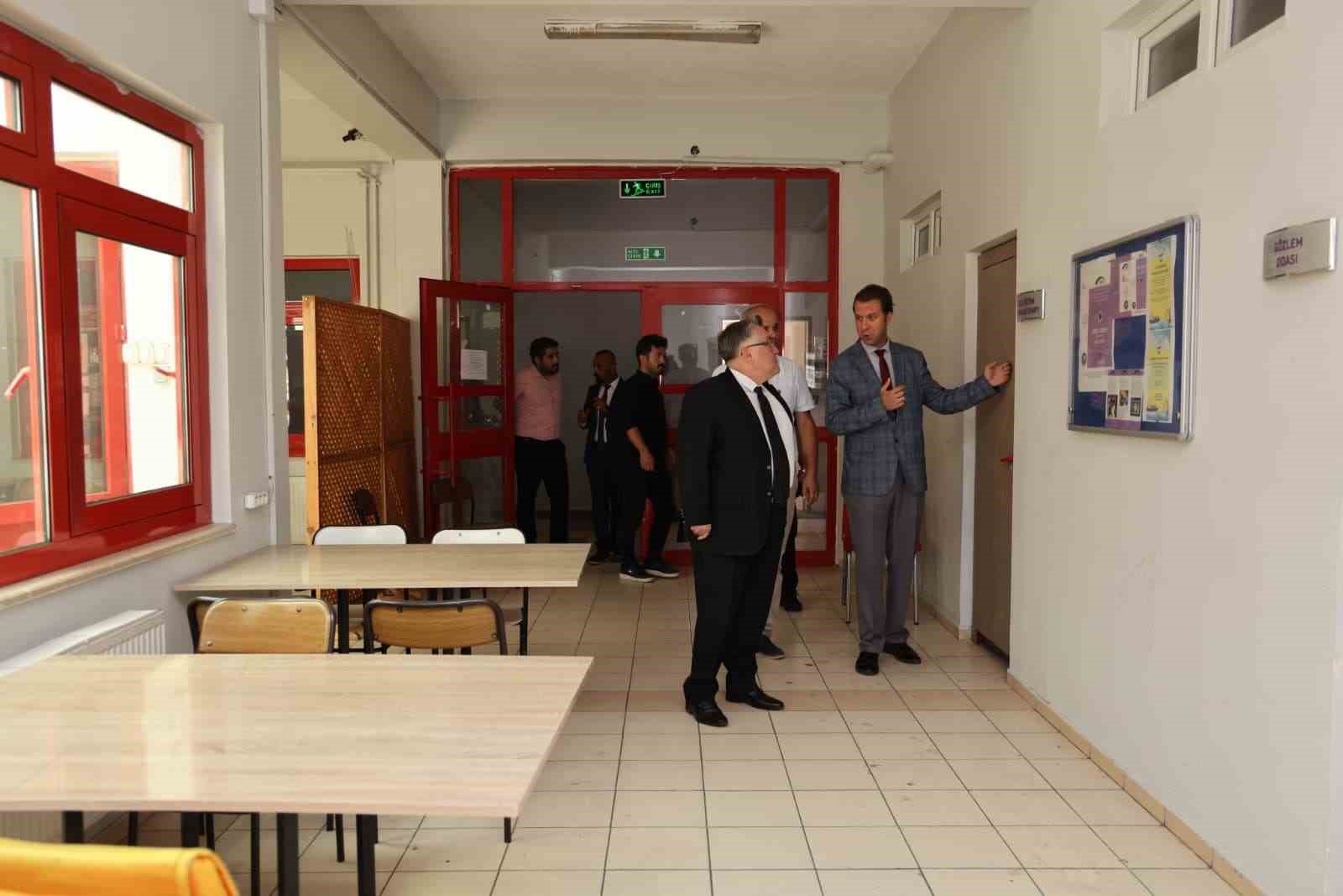 beun bilisim teknolojileri myo kapilarini gelecege acmaya hazirlaniyor RSBjL79J