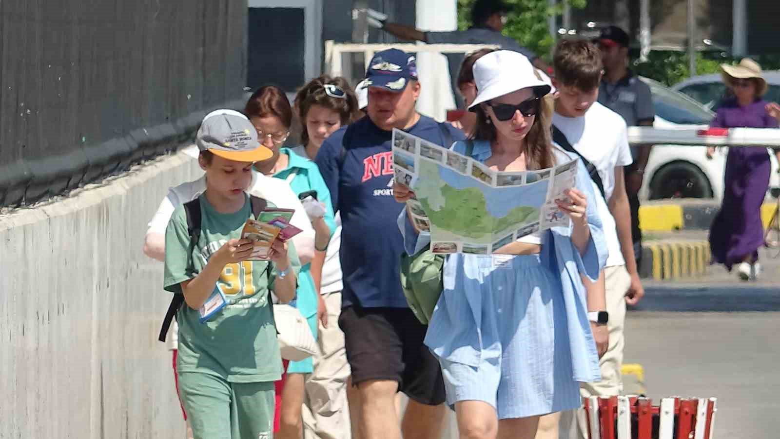 bin 117 rus turisti tasiyan kruvaziyerin turkiyedeki 4 adresi samsun oldu dXsLV8st