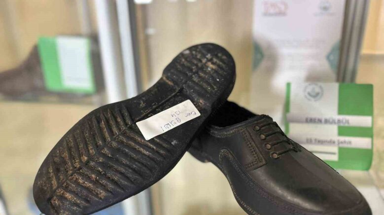 bir kahramanin son adimlari eren bulbulun kara lastigi jAfkwhO8