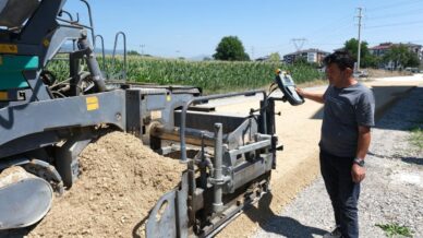 bolu belediyesi ekipleri sehrin dort bir yaninda calisiyor 3vzebwml