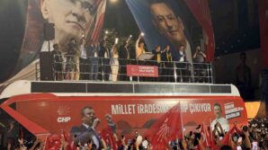 chp genel baskani ozel silah susacaksa adres meclistir dedik izgZ6M96