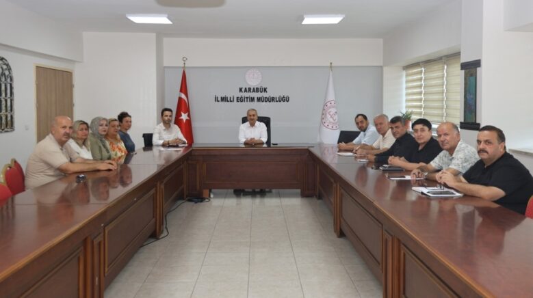 cocuk kulupleri ogrencilerin gelisimine yon verecek hSkNV69L