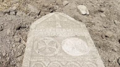 corumda altyapi calismasi sirasinda tarihi mezar tasi bulundu Wcw4ZfUk