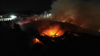 corumdaki tekstil fabrikasi yangini kontrol altina alindi IWmYkVe5