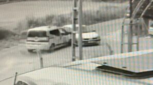 erbaada feci kaza 1 cocuk agir yaralandi hamile kadin bebegini kaybetti x5SC3wuR