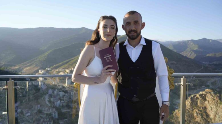 evet derken korktular E3H85pje