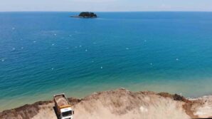 giresunda karadenizin kiyisindaki copluk ekosistemi tehdit ediyor i9VPE41C