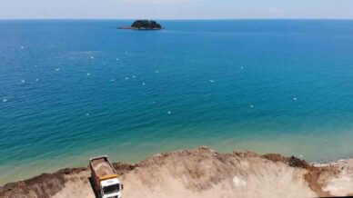 giresunda karadenizin kiyisindaki copluk ekosistemi tehdit ediyor i9VPE41C