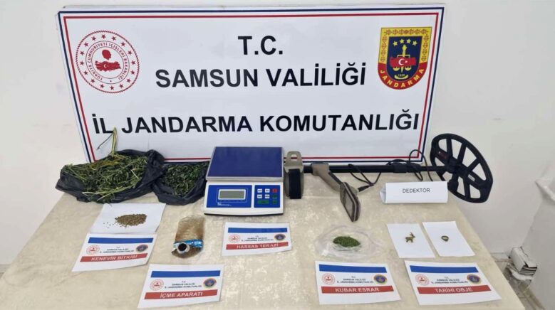 jandarma tarafindan uyusturucuyla yakalandi lQIEDWSz