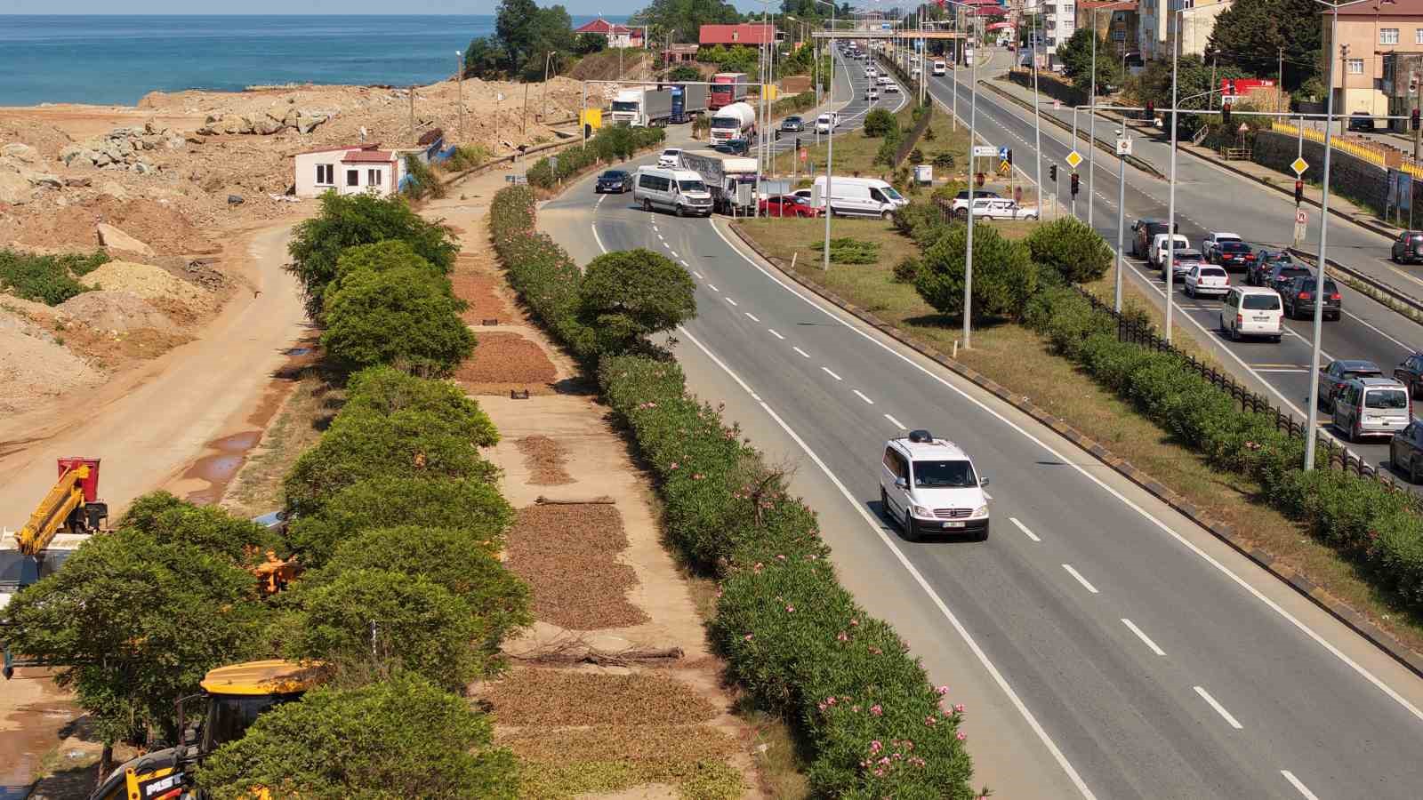 karadeniz sahil yolu findikcilar icin harman yeri oldu