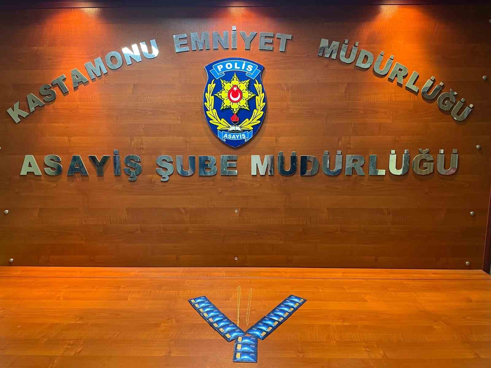 kastamonuda 30 parca sahte altin ele gecirildi 3 gozalti ZtEkO2Sr