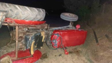 kastamonuda traktor devrildi 2 yarali 5GrvDpua