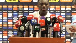 kazeem olaigbe takima cabuk adapte oldum cyQYMWxS