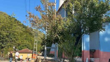 koy yollarinda genisletme calismalari suruyor pycapiel