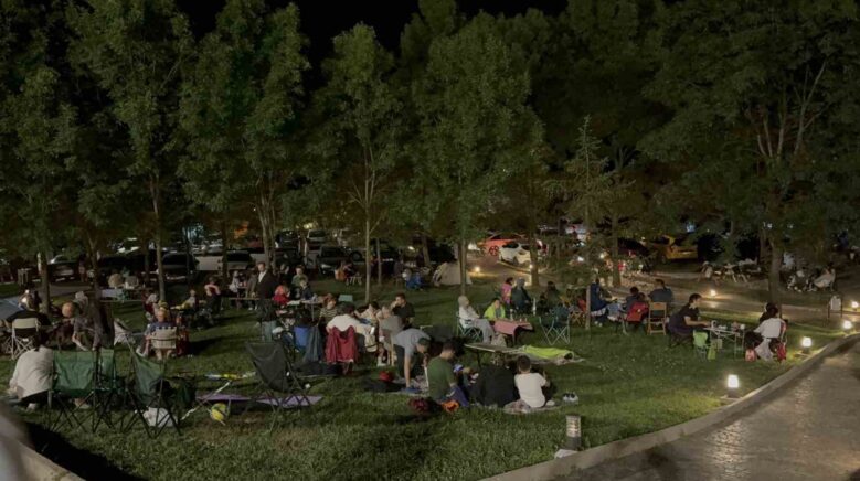 meteor yagmuru etkinligi doldu tasti lMUz5GlD