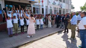 mevsimlik tarim iscilerinin cocuklarina saglik taramasi KgXmaqyT