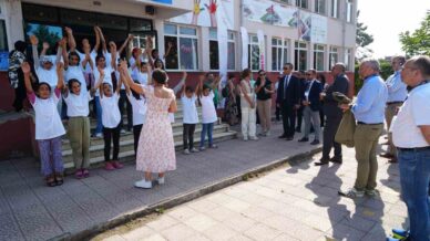 mevsimlik tarim iscilerinin cocuklarina saglik taramasi KgXmaqyT