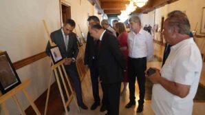 milli mucadelenin basin bayraktari husnu aciksoz icin vefa sergisi acildi OJG2JvDt