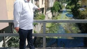 mollabey deresi coplerle doldu koyluler tepkili ZrOxk1xP