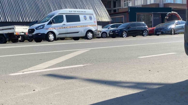 rizede mal sahibi ile kiracinin kavgasi kanli bitti 3u agir 4 yarali IxvZLbEe