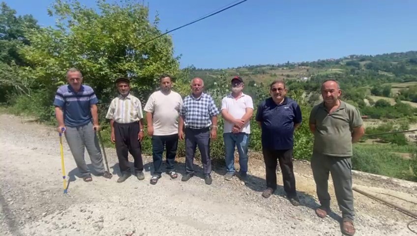 sinopta tehlikeli yol mahalle sakinleri can guvenligi icin acil onlem istiyor PrUaSMPb