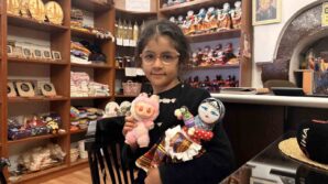 surpriz oyuncaklar cocuklari kumara yonlendiriyor mYBwBPye