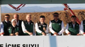 tarim ve orman bakani yumakli dunya literaturlerine gecen yatirimlarimiz var OOyBFjAU