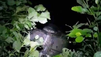 trabzonda kontrolden cikan arac dereye uctu 4 kisi son anda kurtarildi x1JT6JLK