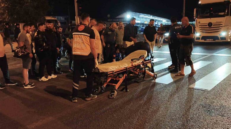 yola aniden firlayan yayaya motosiklet carpti 1 yarali Mh2Ygjfi