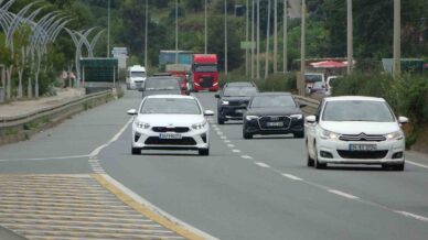 yollara karadeniz dokunusu cay ve findik asfaltla bulusuyor u9hRY2WY