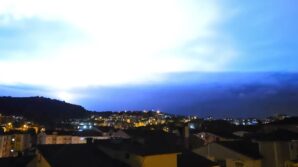 zonguldakin eregli ilcesinde simsekler geceyi aydinlatti 5srbGA4A