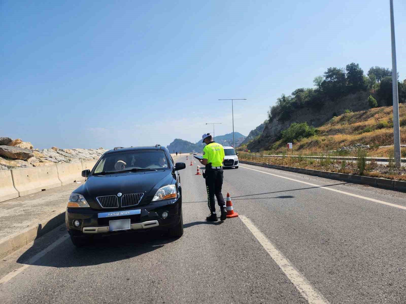 zonguldakta bir haftada 37 aranan sahis yakalandi F6yb9M3v