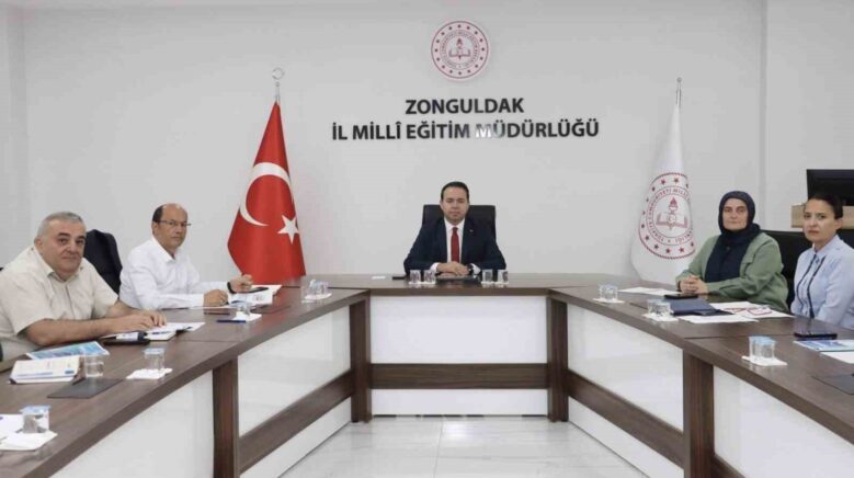 zonguldakta ilce mill egitim mudurleri toplantisi gerceklestirildi DRxvj25j