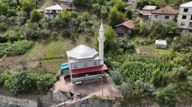artvinde uretilen celik minareler yurdun dort bir yanina gonderiliyor nknig8IJ