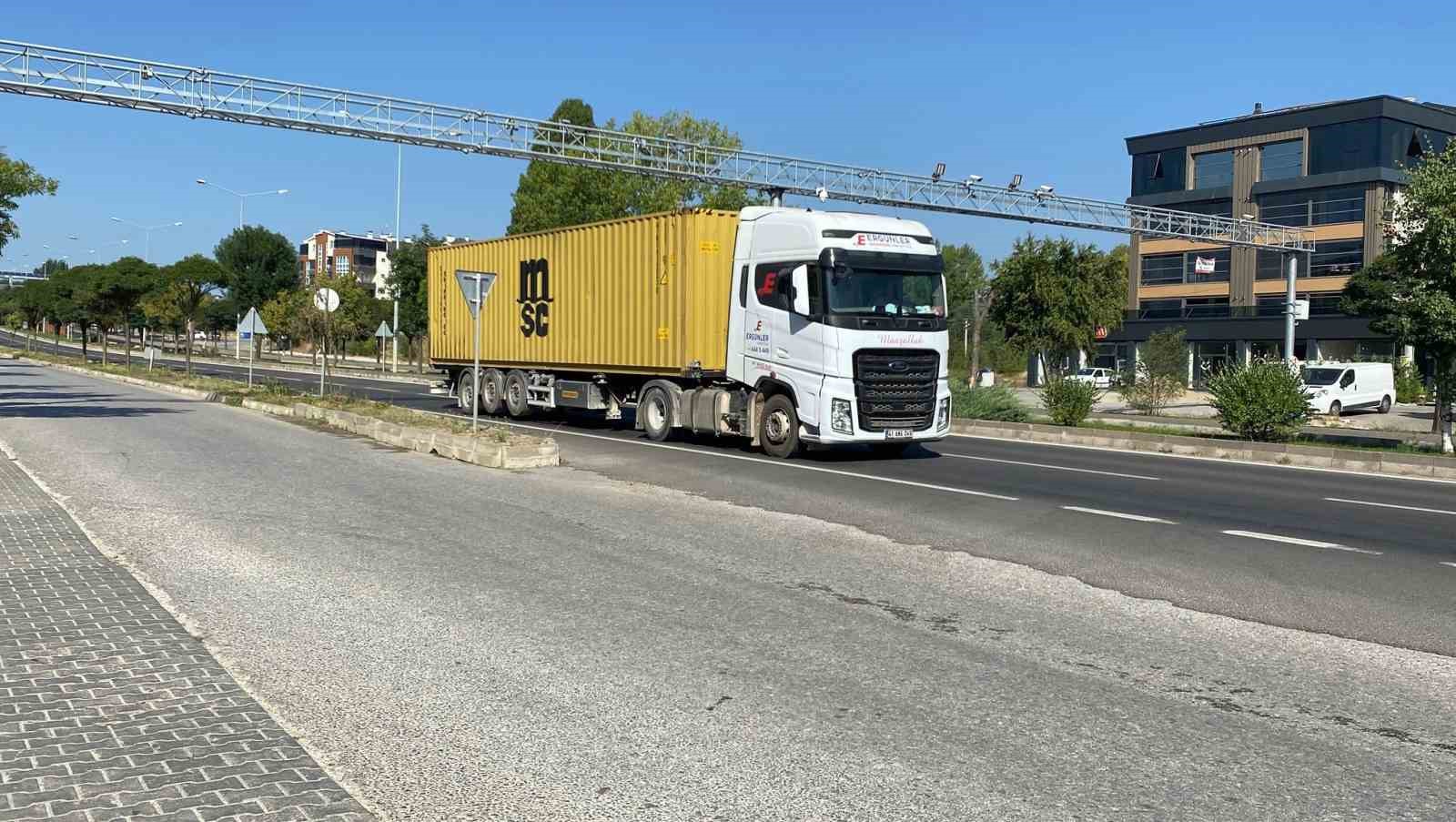 boluda agir tonajli araclarin sehir merkezine girisi yasaklandi