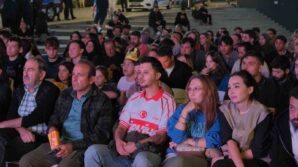 boluda dev ekranda milli heyecan qlS15Gtj