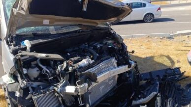 boluda otomobil ve hafif ticari arac carpisti 1 olu 4 yarali XIKLQRBs