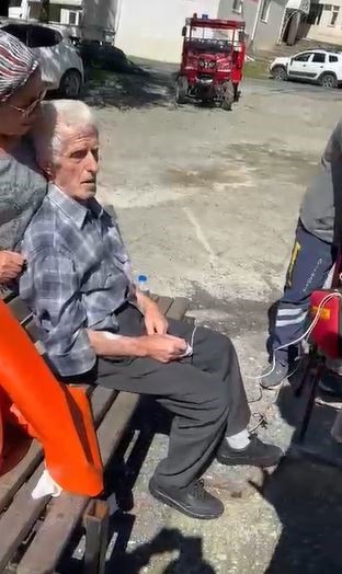 borckada sel nedeniyle yolu kapanan koydeki hasta helikopterle hastaneye sevk edildi aqJrqNXO